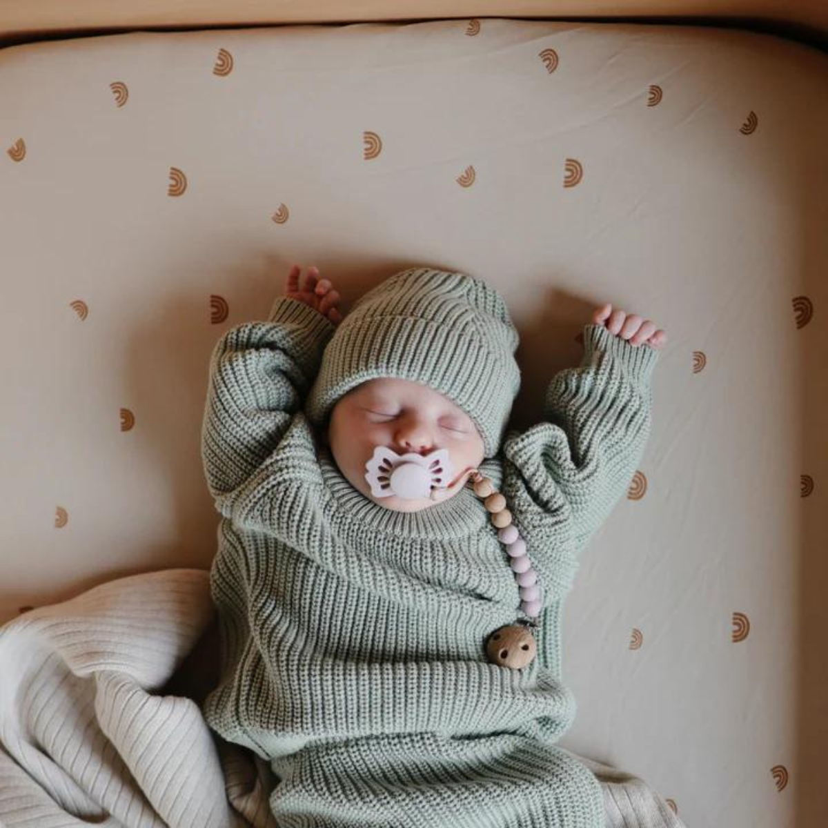 Mushie Stretchy MINI Crib Sheet Rainbows Nest, Bermuda