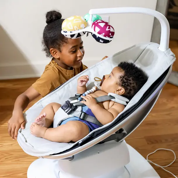 4moms (Small Discoveries) 4moms: mamaRoo 5 swing -
