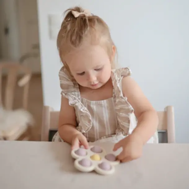 Mushie Mushie: Flower Press Toy