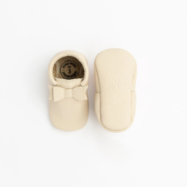 Freshly Picked FP: Baby Moccasin - Bow Mocc