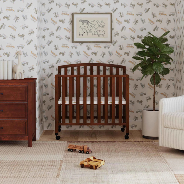 Million Dollar Baby Dylan Folding 3-in-1 Mini Crib