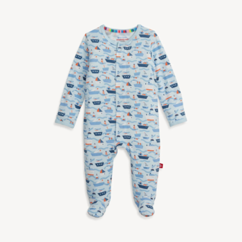 Magnificient Baby Magnetic Me: Forever All-Waves Footie