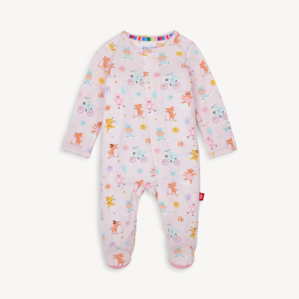Magnificient Baby Magnetic Me: Playground Pals Footie