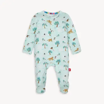 Magnificient Baby Magnetic Me: Central Bark Footie