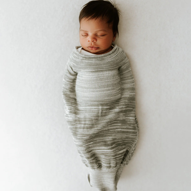 Swaddelini Swaddelini: Grey Swaddle -