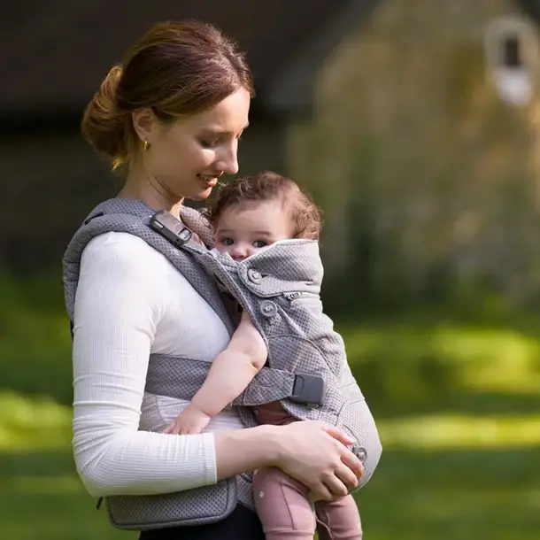 Nuna Nuna: CUDL Clik Baby Carrier -