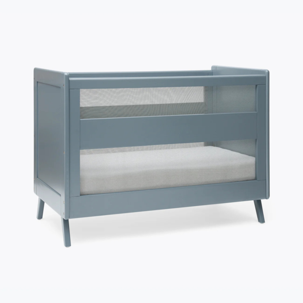 Halo Innovations HALO: Breathable Mesh Full-Size Crib -