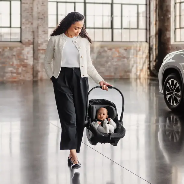 UPPABaby Uppababy Aria V2 Infant Car Seat -