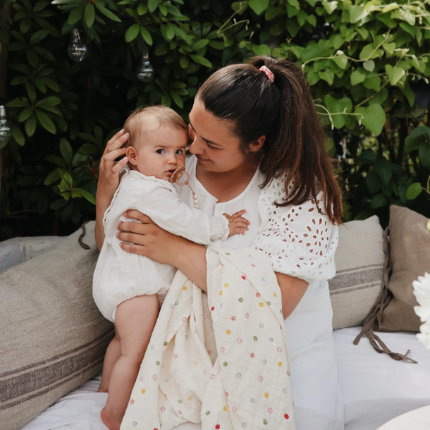 Mushie Mushie: Organic Muslin Swaddle -