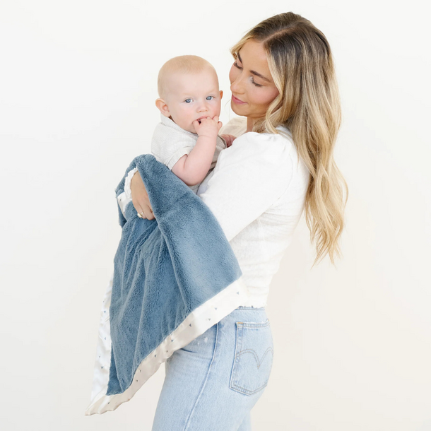 Saranoni Saranoni: Satin Border Lush Receiving Blanket (30"x40")