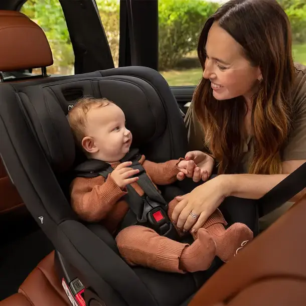 Nuna Nuna: Rava NEXT Convertible Car seat -