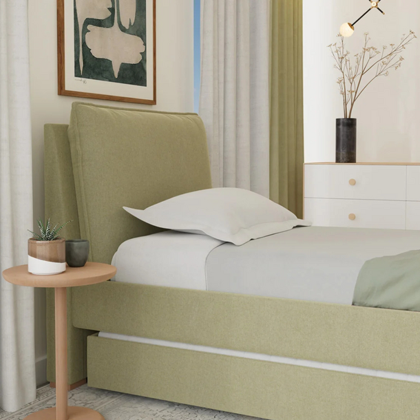 Monte Monte: Pillowback Bed - Twin