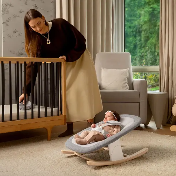Nuna Nuna: Bryn Newborn Rocker