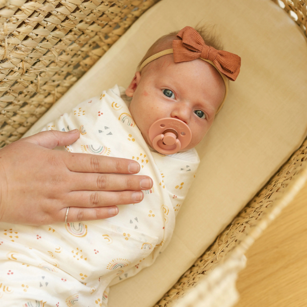 Little Unicorn Little Unicorn: Stretch Knit Swaddle - Rainbow