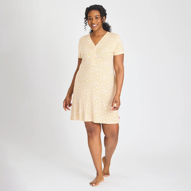 Magnificient Baby Magnetic Me: Women's SS Nightgown - Wild Side