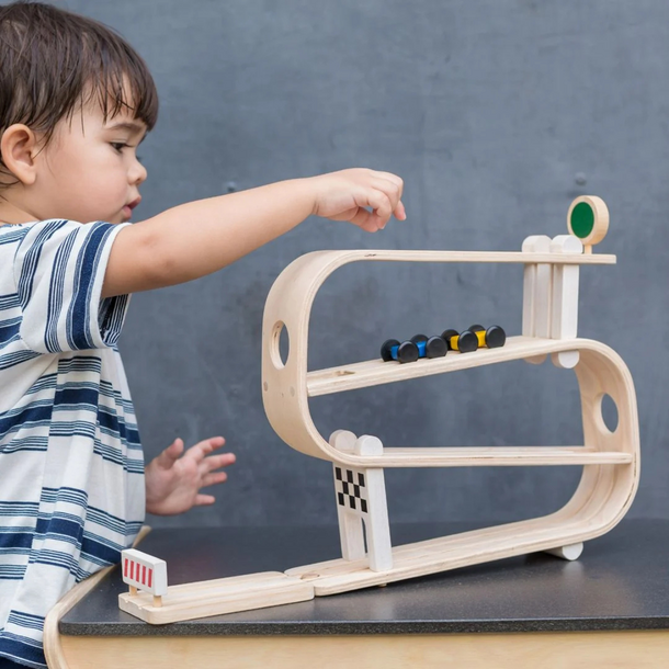 Plan Toys Plan Toys: Ramp Racer