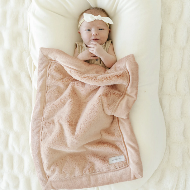 Saranoni Saranoni: Lush Mini Blanket (15"x20")