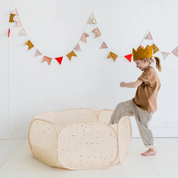 3Sprouts 3 Sprouts: Fabric Ball Pit -
