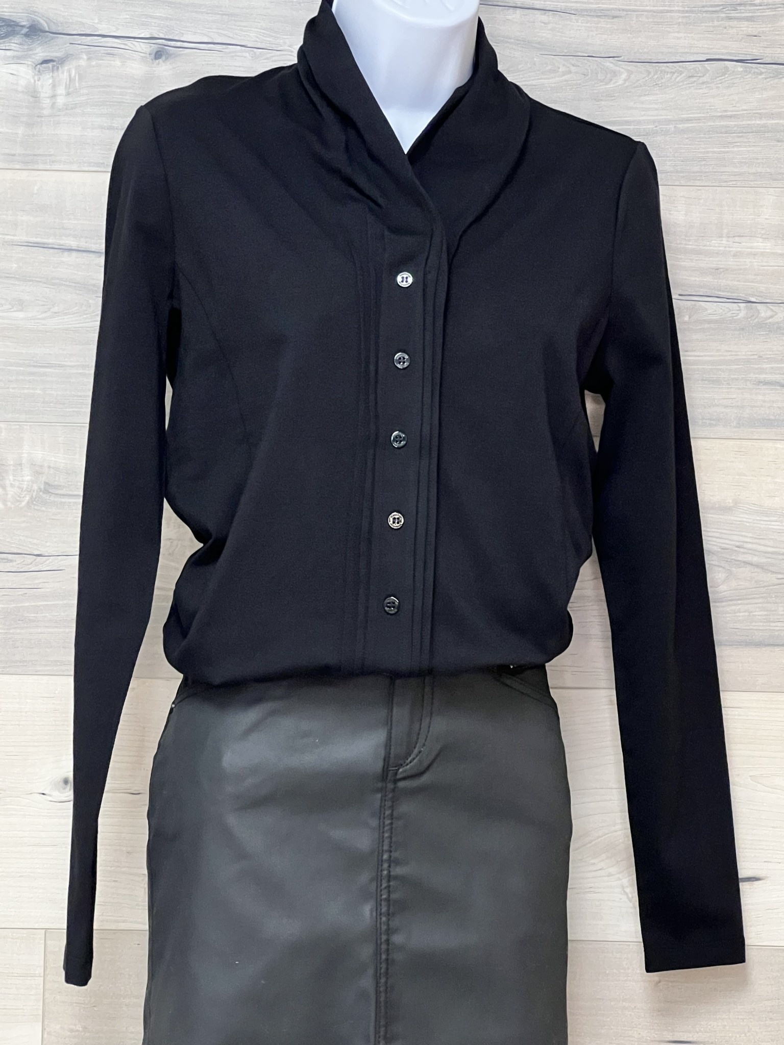 Shawl Collar Blouse with Pleats - Black