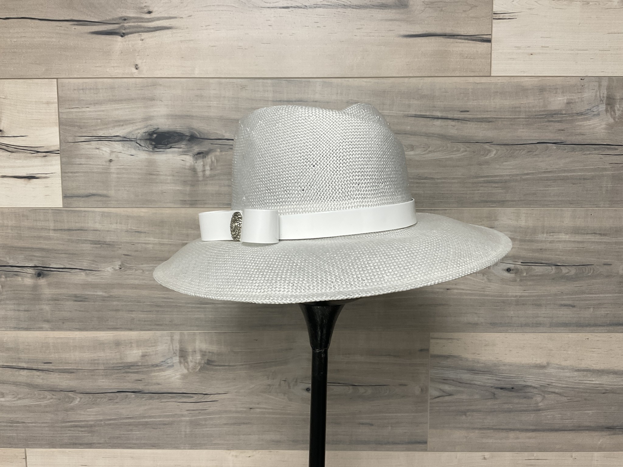 Alexis Hat - White