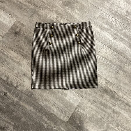 Houndstooth Print Skirt with Gold Buttons - Size M