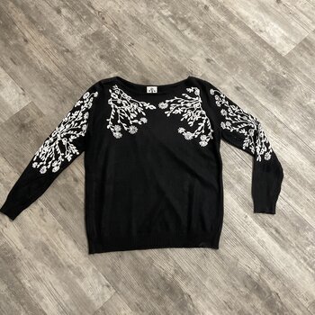 Embroidered Detail Black Sweater Size M