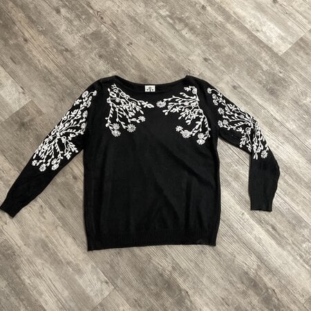 Embroidered Detail Black Sweater Size M