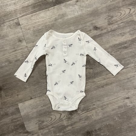 White and Black Paper Airplane Onesie - Size 6-12M