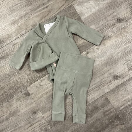 Green Ribbed 3pc Layette Set Size 44