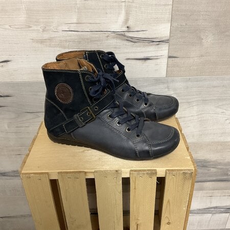 Navy Boot with Strap - Size 39