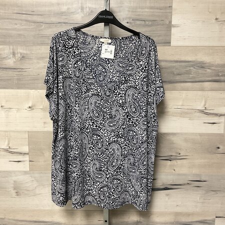 Navy and White Paisley Top Size 3X