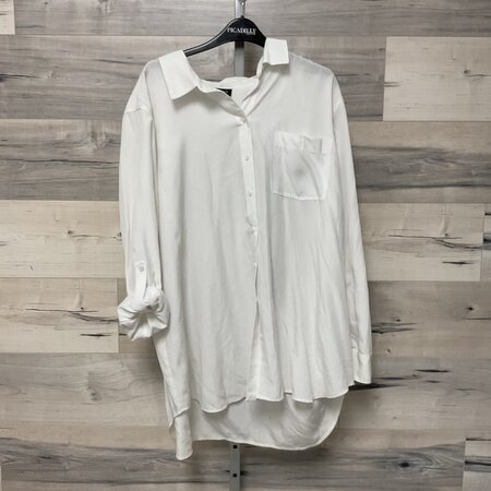 White Button-up - Size 3X