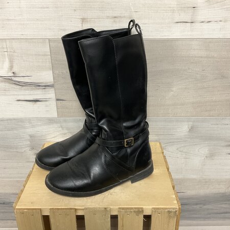 Black Boots Size 2
