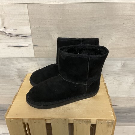 Black Suede Boots Size 2