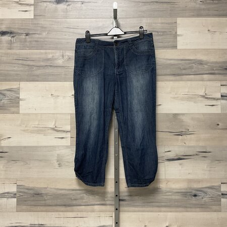 Denim Capris - Size 14x25