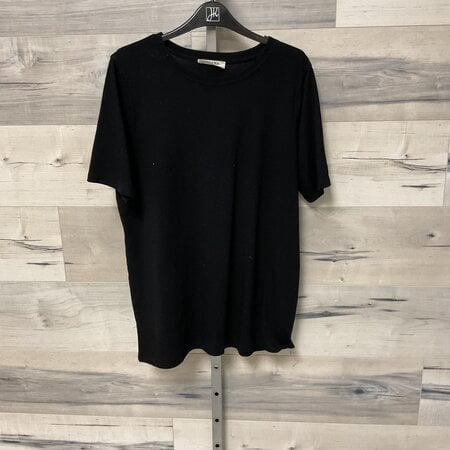 Black Tee - Size XL