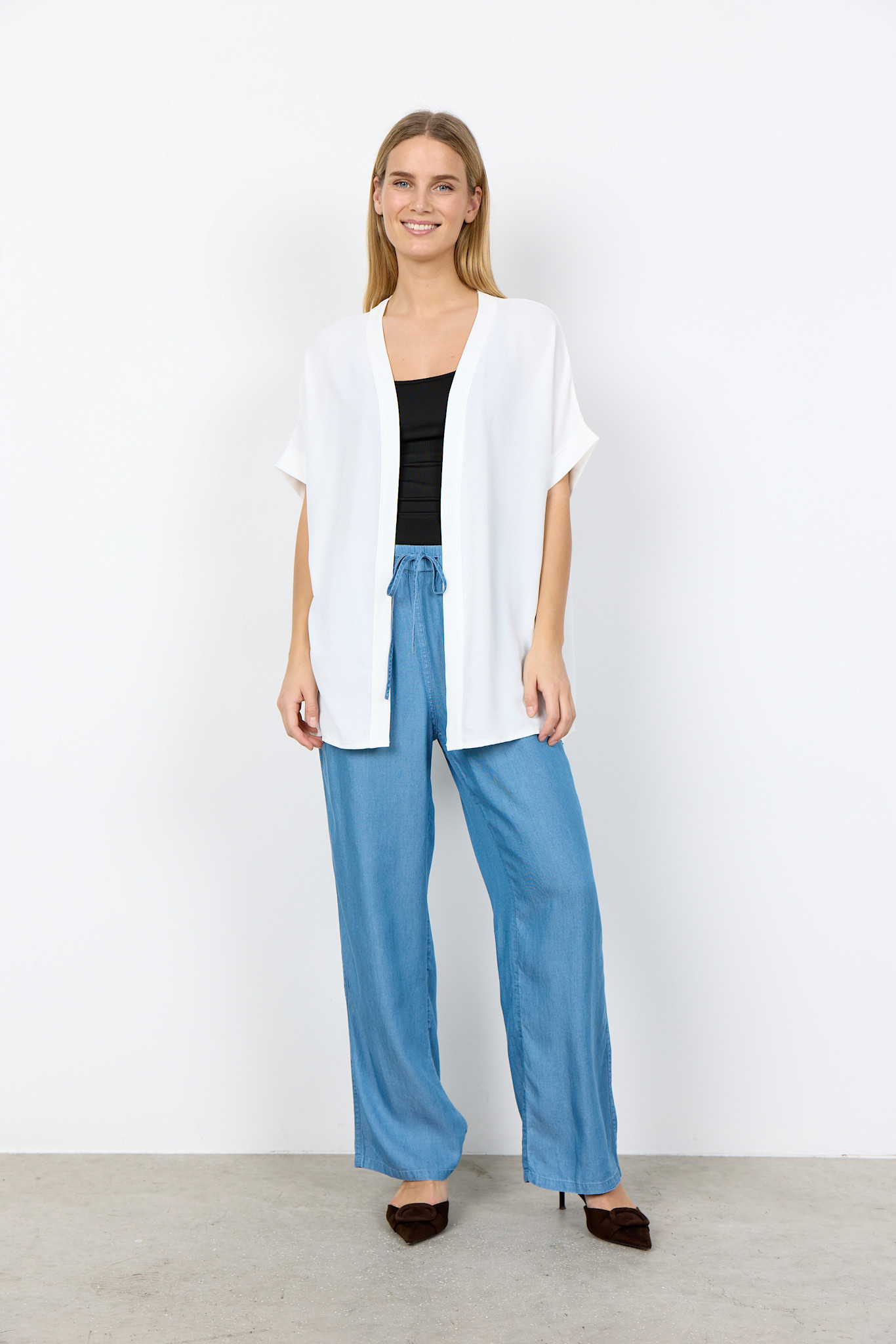 Offwhite Ladies Knitted Blouse