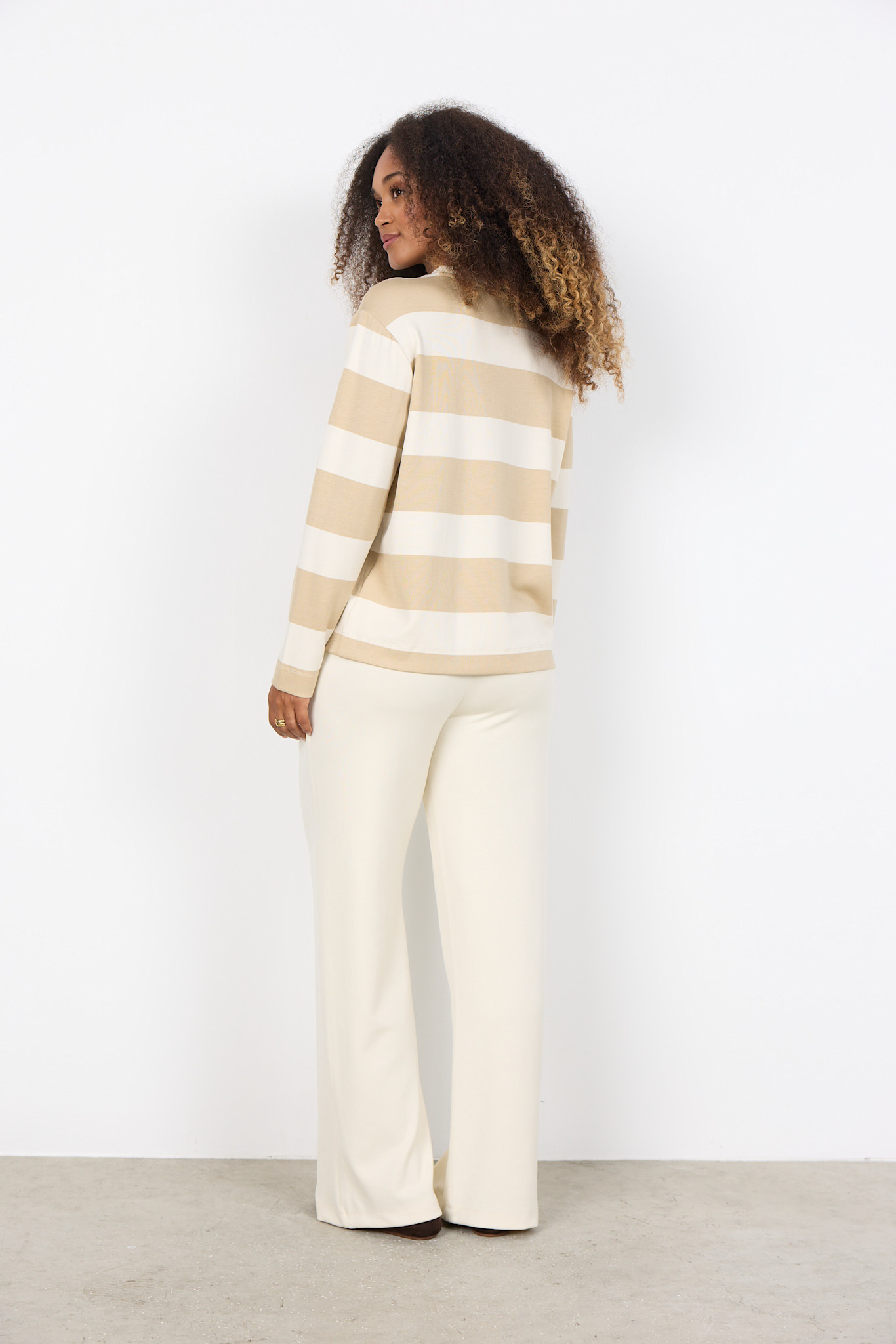 Ladies Sweater Sand Combi Striped
