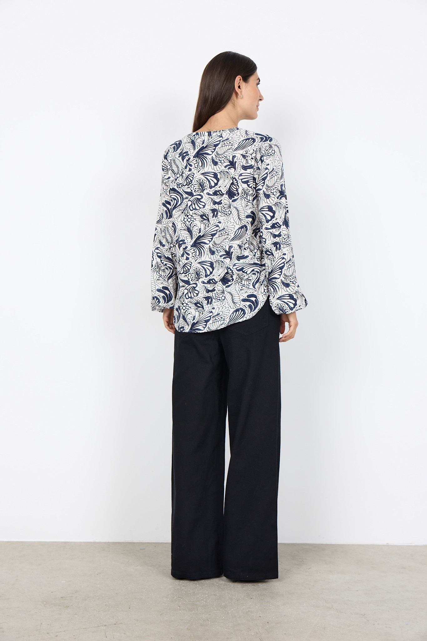 Navi Combi Pattern Woven Blouse