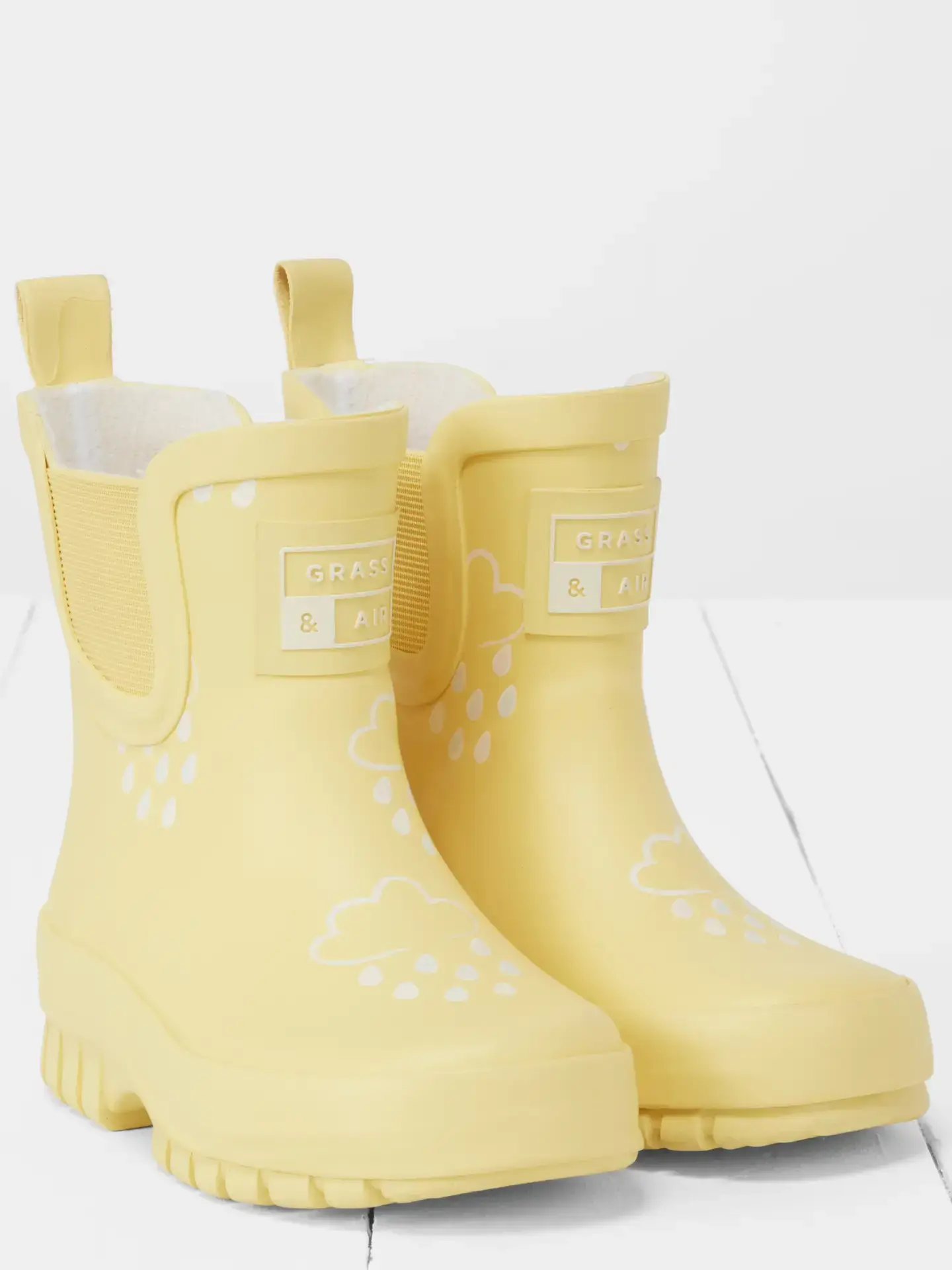 Buttermilk Yellow Chunky Sole Kids Shortie Welly