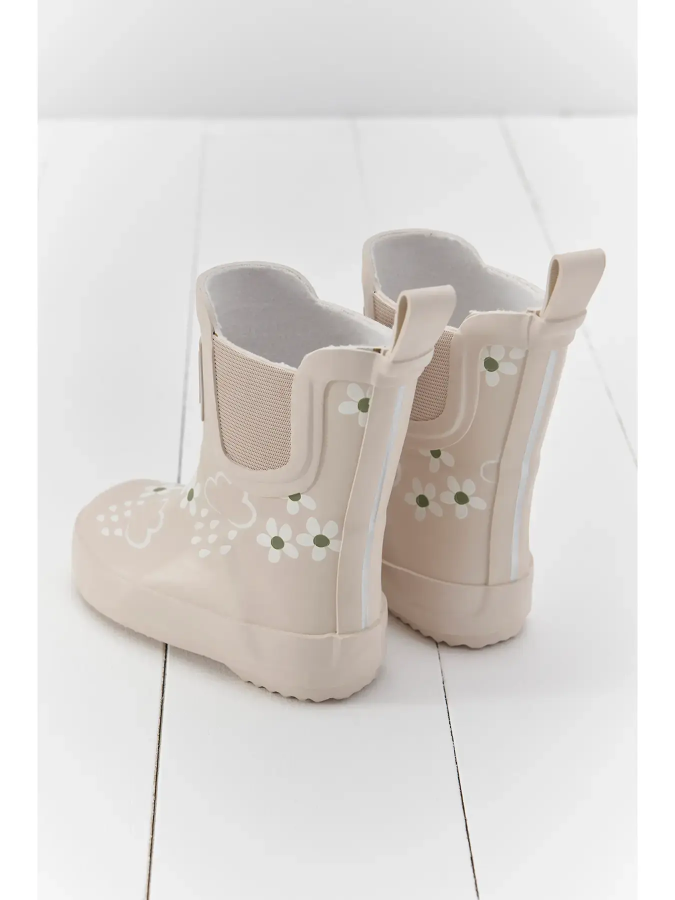 Cream Floral Short Colour Changing Kids Boots