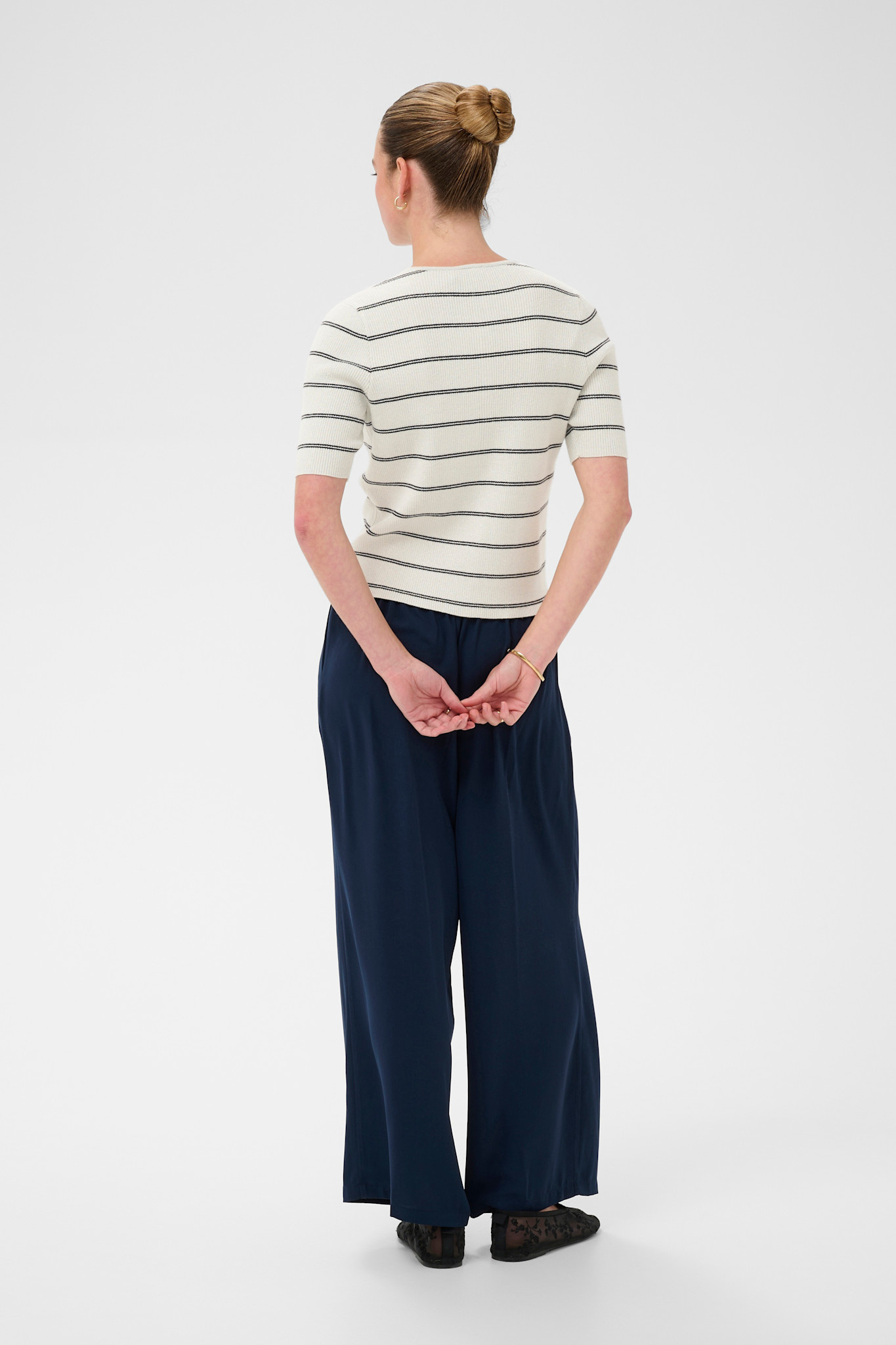 KAmorita Cardigan Silver