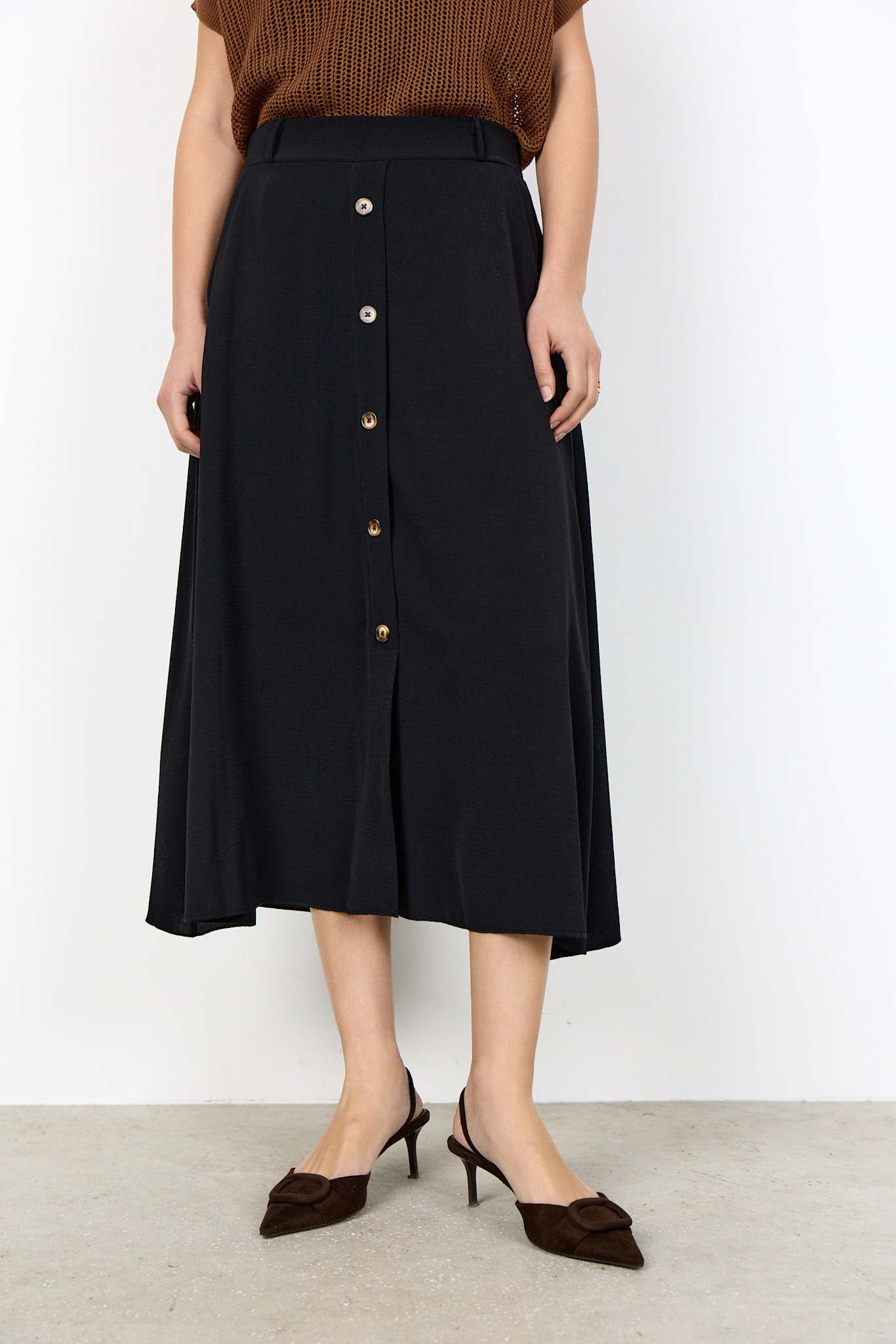 Woven Skirt Black Buttons
