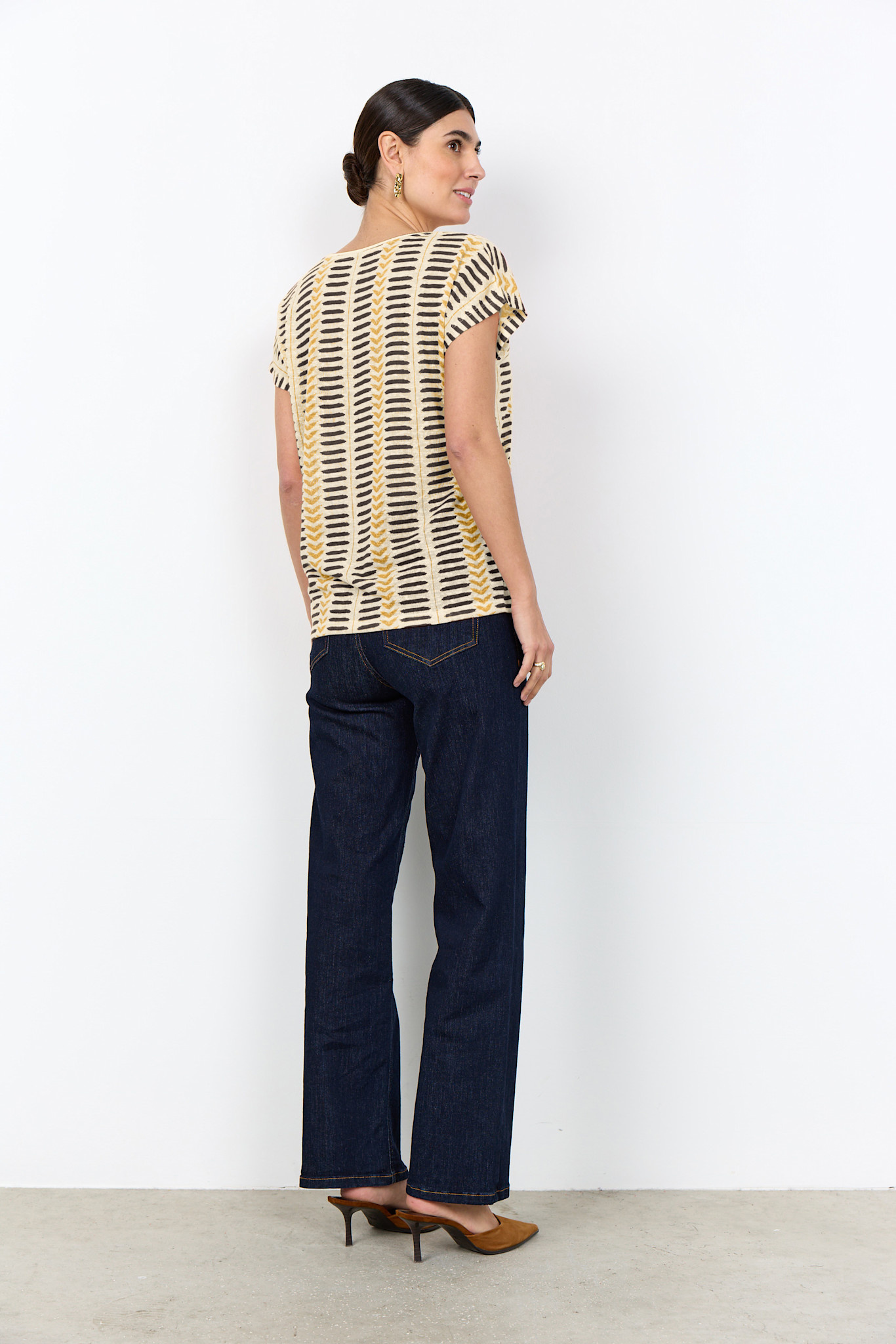 Honey Combi Pattern Knitted Tshirt