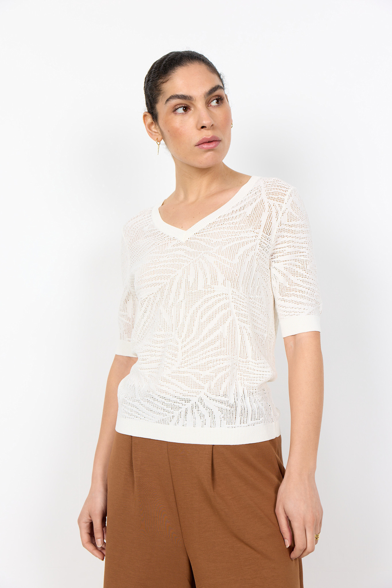 Offwhite Knitted Sweater