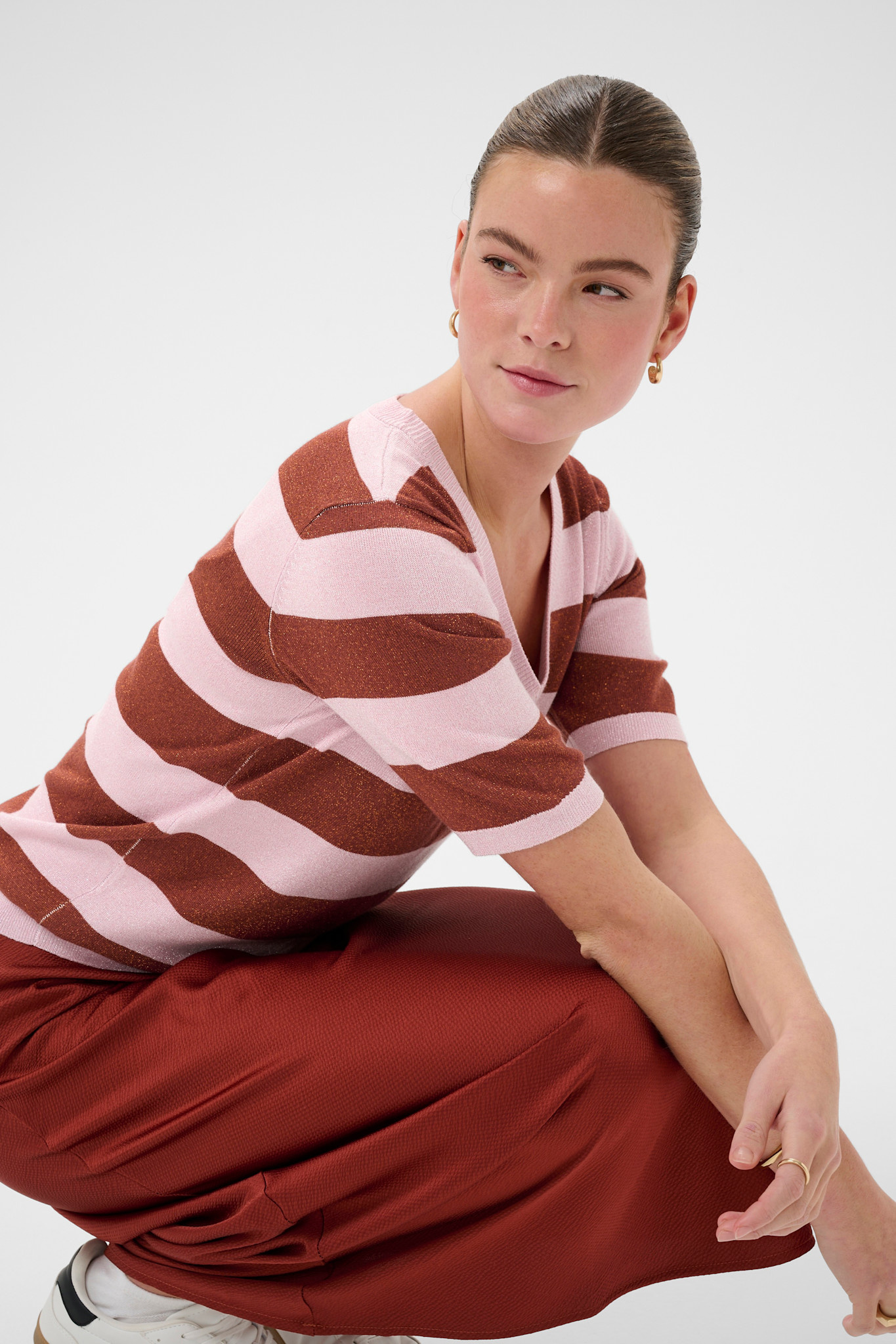 KAregina Stripe V-neck Pullover Henna Shiny