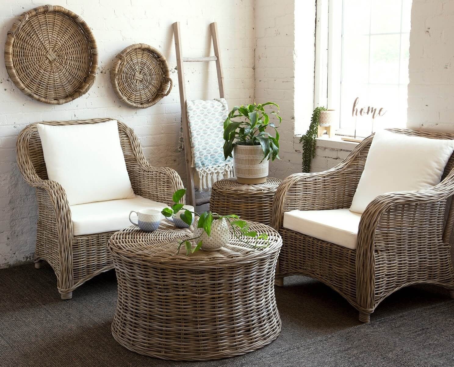 Round Kubu Coffee Table