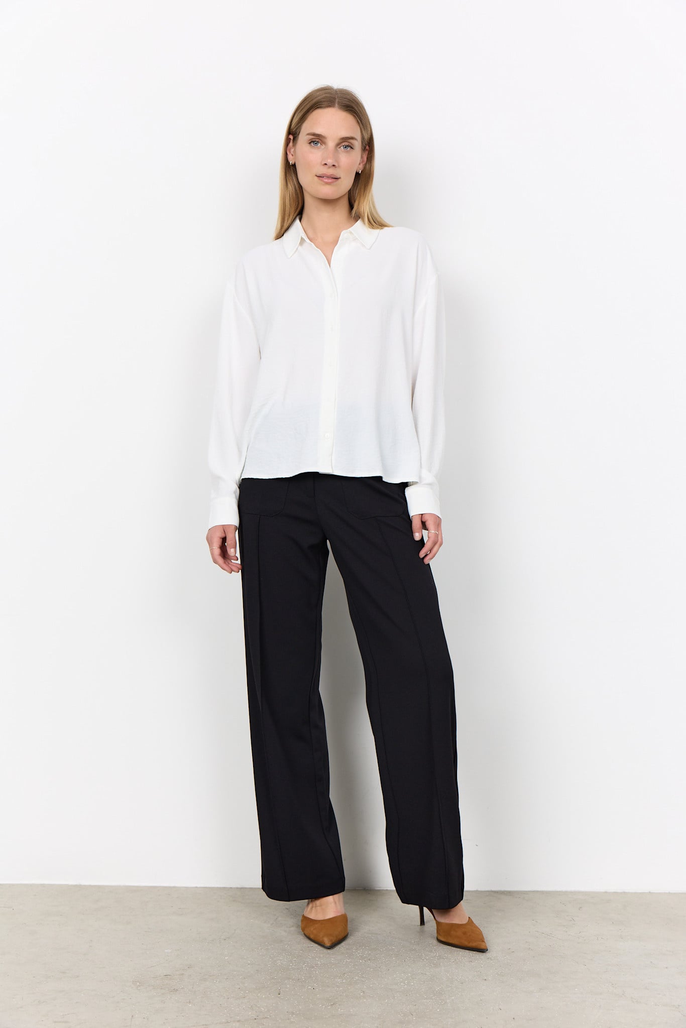 Offwhite Knitted Blouse
