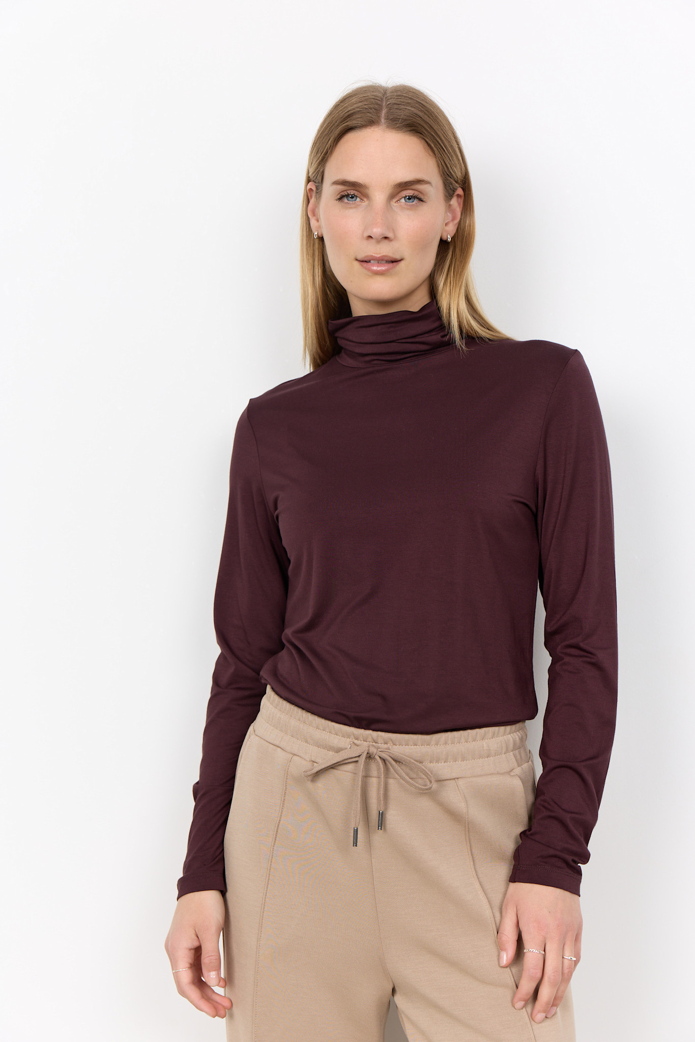 Long Sleeve Chocolate Plum Collar