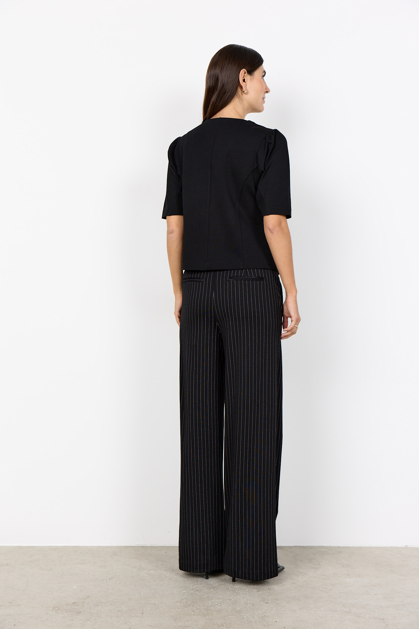 Black Short Sleeve Top Button Down